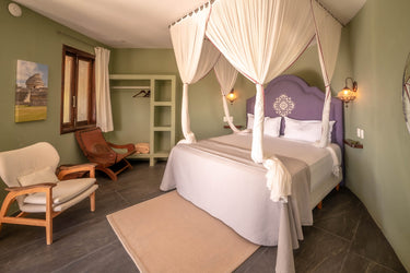 ROOM 2