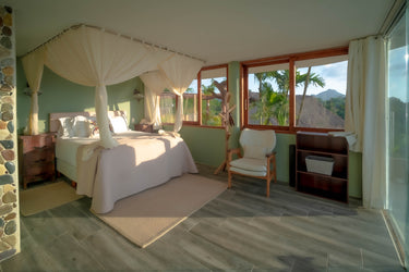 ROOM 4